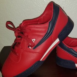 Fila boys Tennis shoes